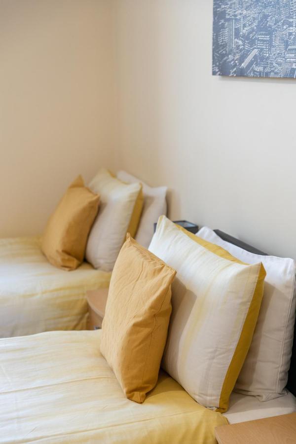 New 2 Bed Apartment With Stunning Views Of Arthur Seat Mountain エディンバラ エクステリア 写真