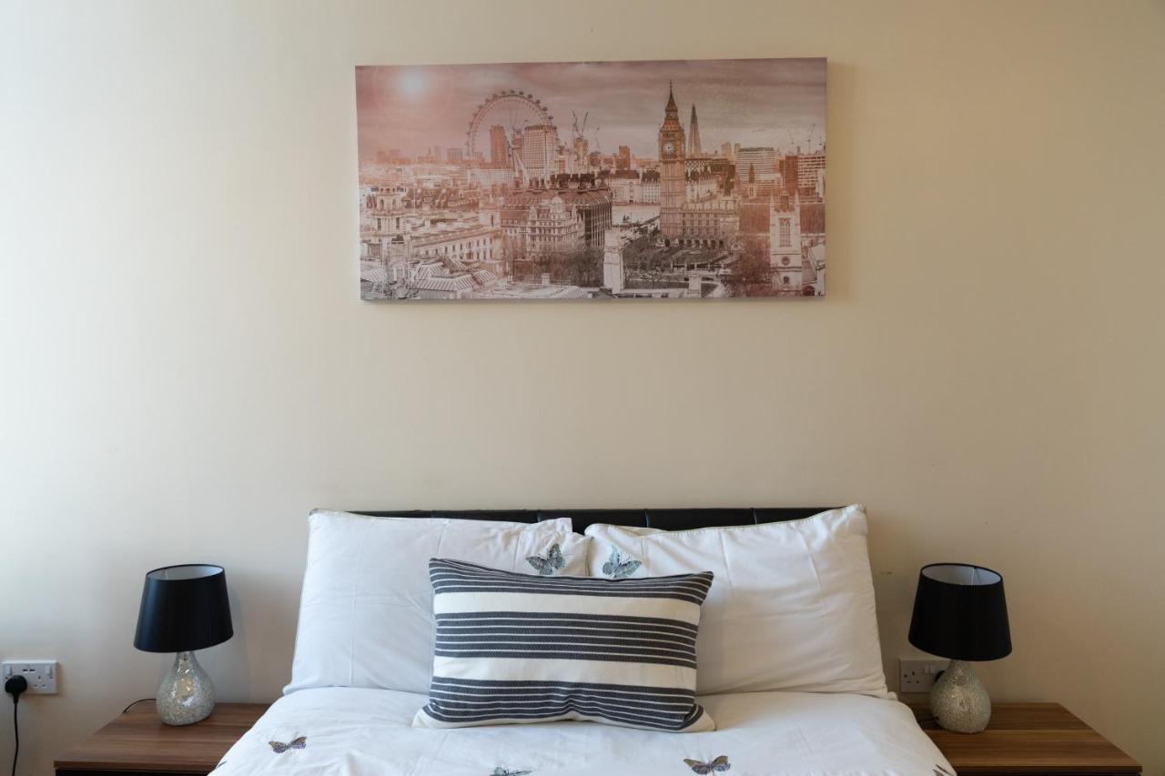 New 2 Bed Apartment With Stunning Views Of Arthur Seat Mountain エディンバラ エクステリア 写真